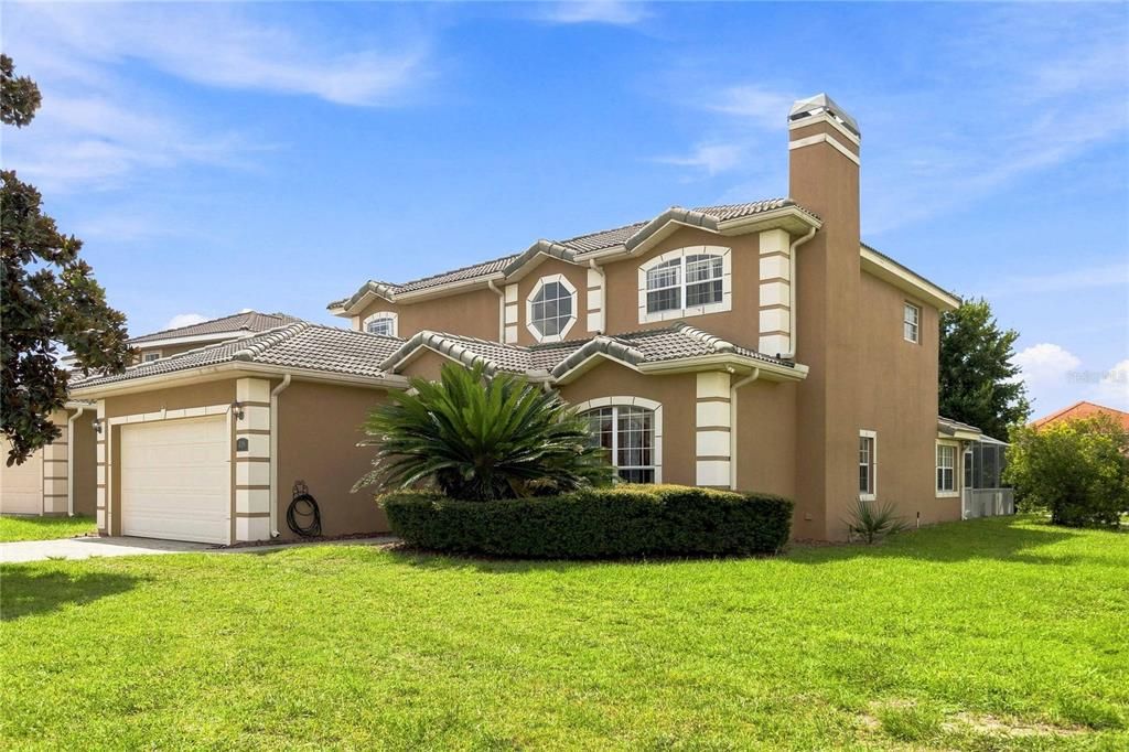 For Sale: $485,000 (5 beds, 7 baths, 3032 Square Feet)