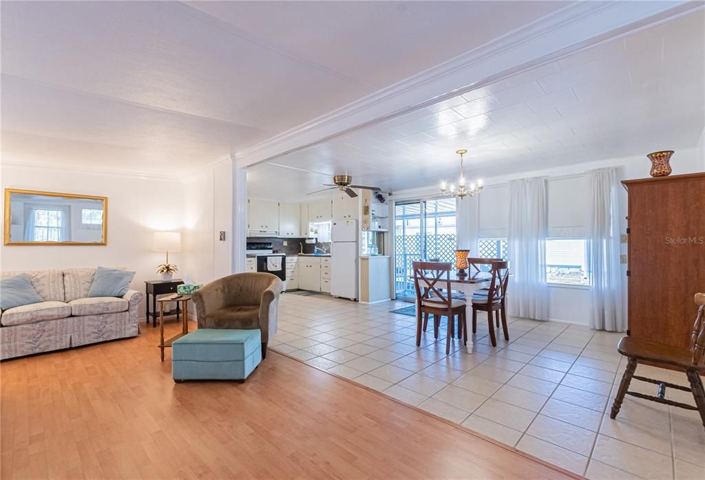 En Venta: $129,000 (2 camas, 1 baños, 824 Pies cuadrados)