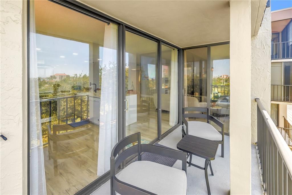 En Venta: $499,900 (2 camas, 2 baños, 1050 Pies cuadrados)