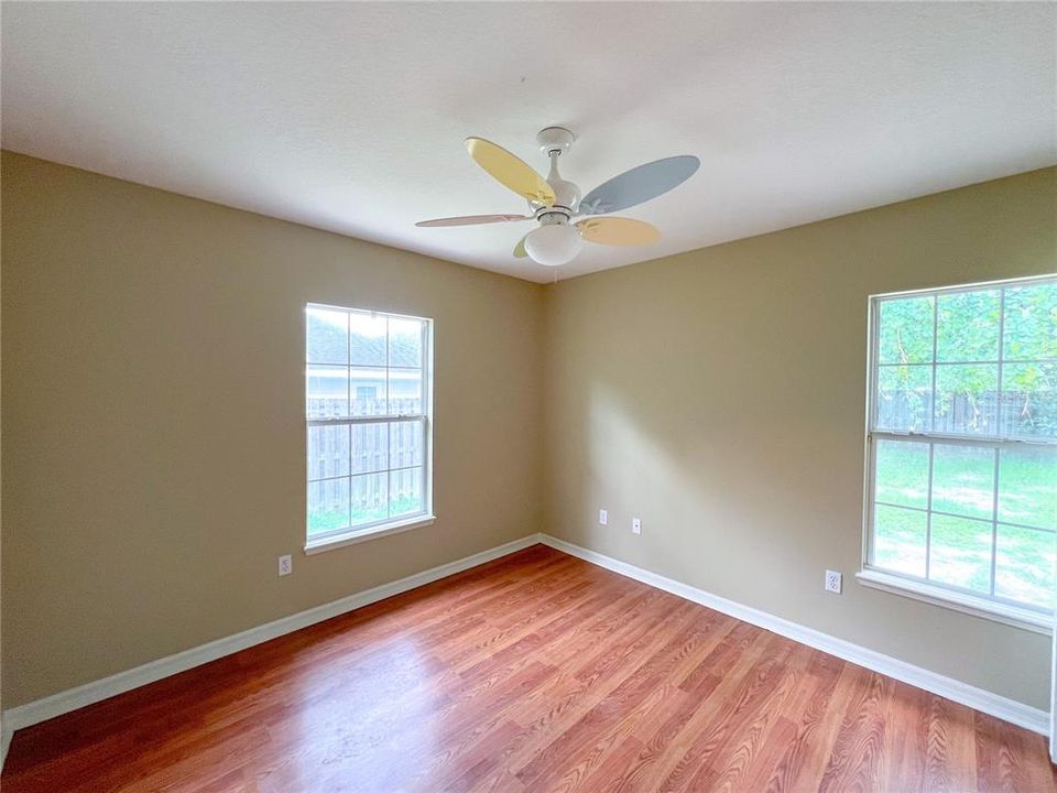 For Rent: $2,300 (3 beds, 2 baths, 1353 Square Feet)