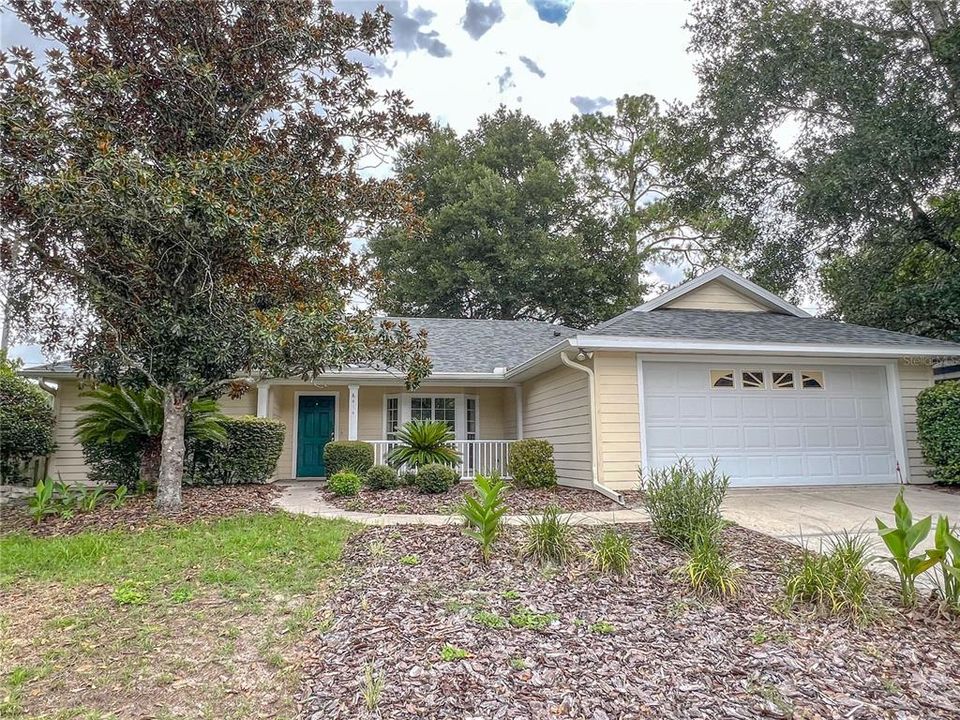 For Rent: $2,300 (3 beds, 2 baths, 1353 Square Feet)