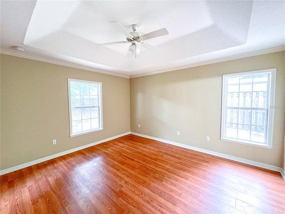 For Rent: $2,300 (3 beds, 2 baths, 1353 Square Feet)