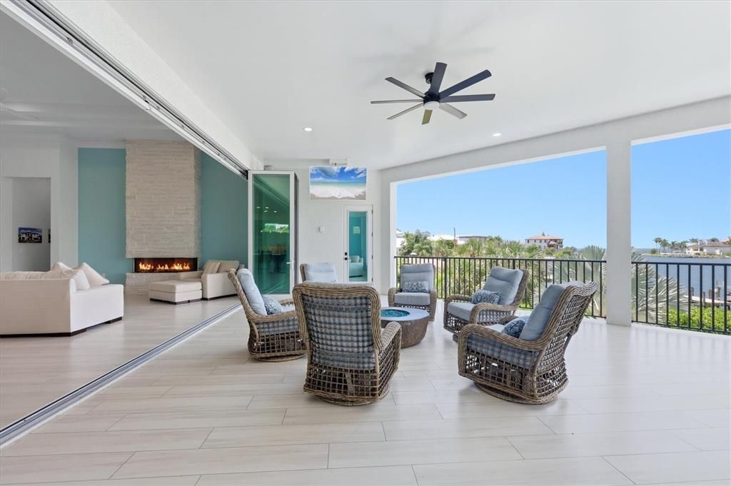 For Sale: $7,595,000 (3 beds, 3 baths, 5636 Square Feet)