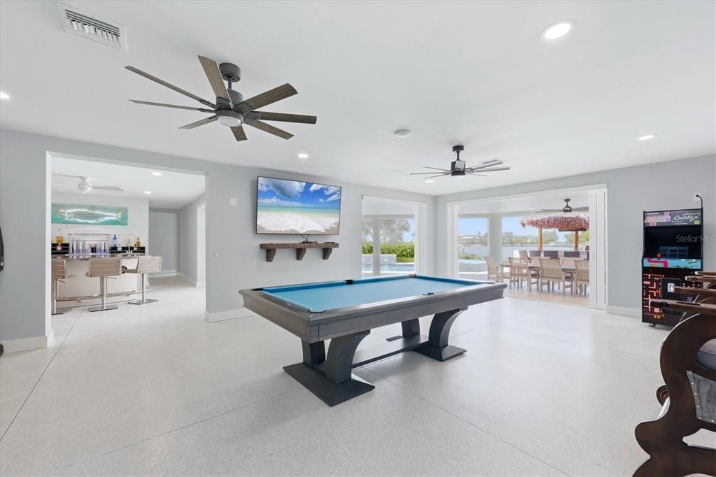 For Sale: $7,595,000 (3 beds, 3 baths, 5636 Square Feet)