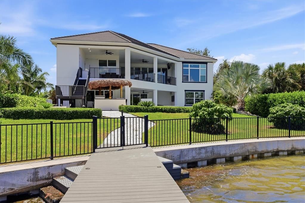 For Sale: $7,595,000 (3 beds, 3 baths, 5636 Square Feet)