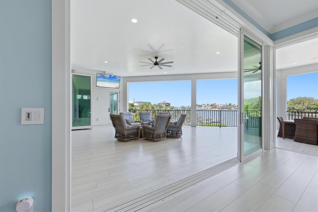 For Sale: $7,595,000 (3 beds, 3 baths, 5636 Square Feet)