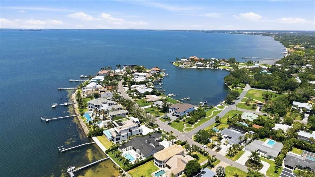 For Sale: $7,595,000 (3 beds, 3 baths, 5636 Square Feet)