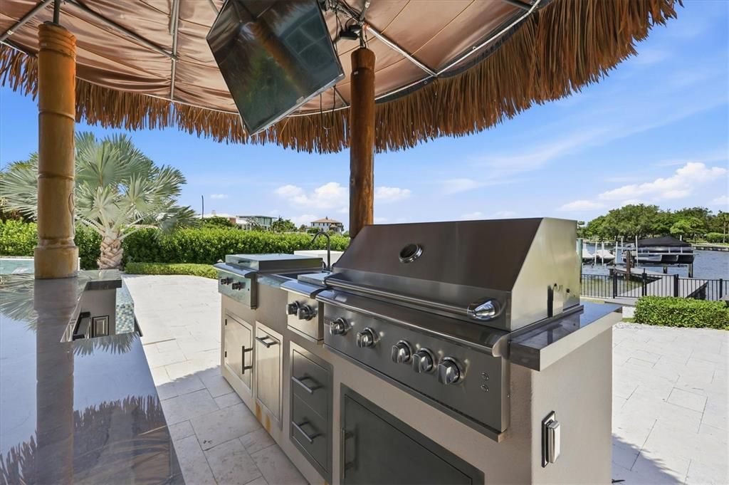 For Sale: $7,595,000 (3 beds, 3 baths, 5636 Square Feet)