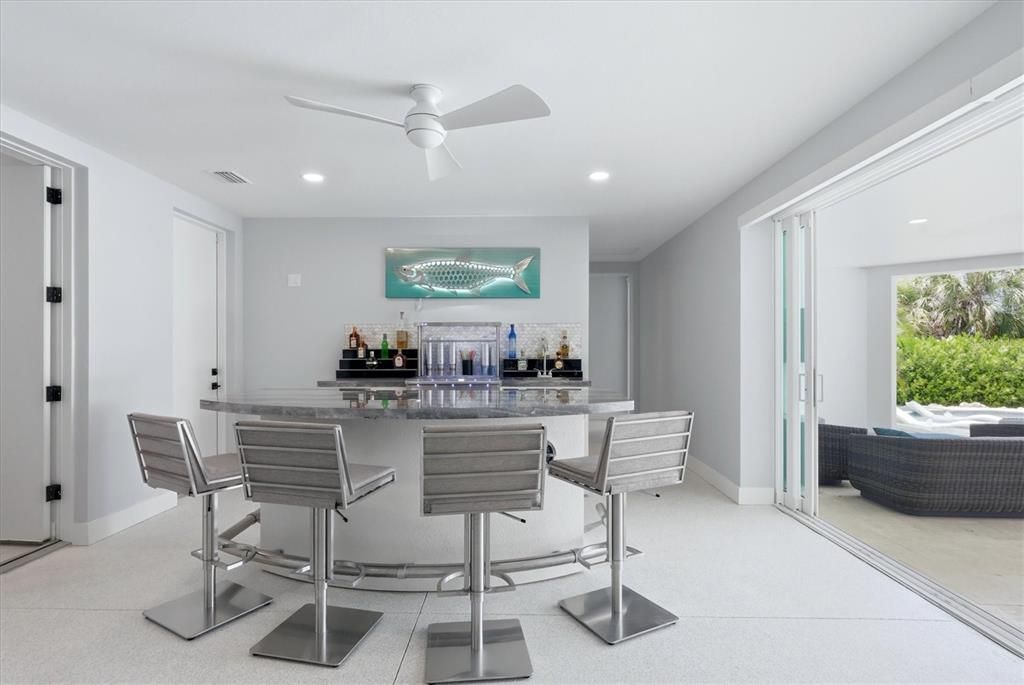For Sale: $7,595,000 (3 beds, 3 baths, 5636 Square Feet)