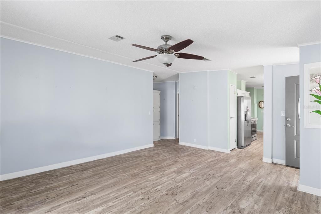 For Sale: $232,000 (2 beds, 2 baths, 1526 Square Feet)