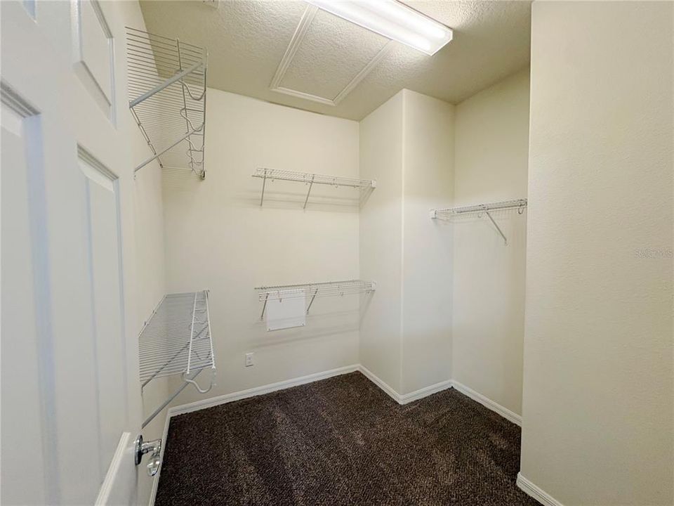 En Venta: $283,900 (3 camas, 2 baños, 1318 Pies cuadrados)