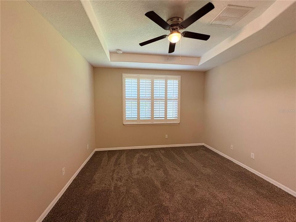 En Venta: $283,900 (3 camas, 2 baños, 1318 Pies cuadrados)