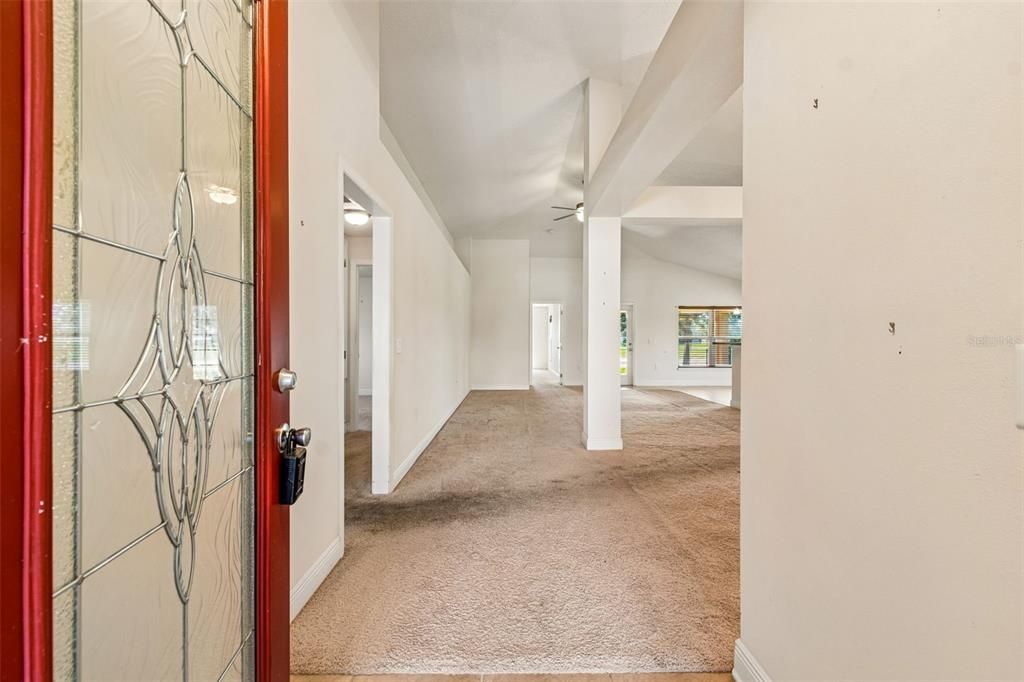 En Venta: $299,000 (3 camas, 2 baños, 1978 Pies cuadrados)