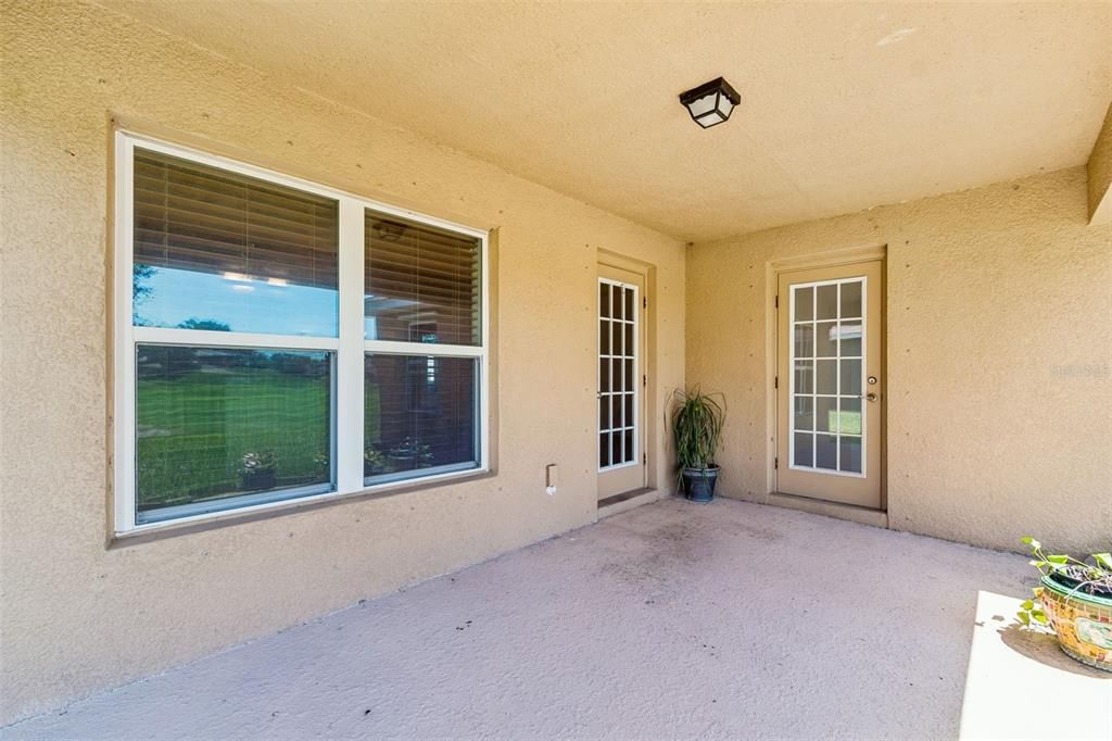En Venta: $299,000 (3 camas, 2 baños, 1978 Pies cuadrados)