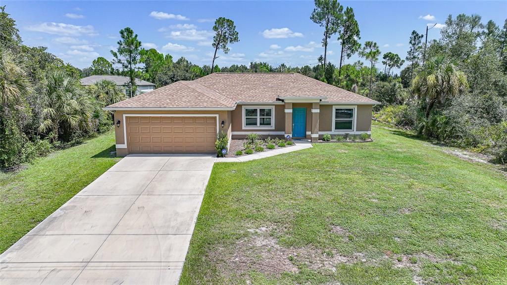 For Sale: $330,000 (3 beds, 2 baths, 1427 Square Feet)