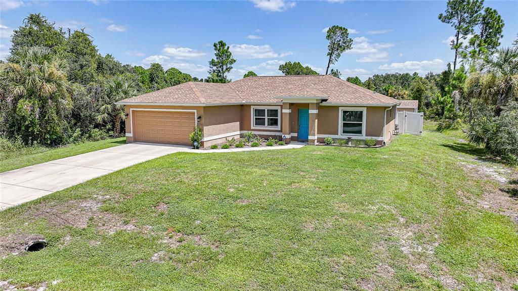 For Sale: $330,000 (3 beds, 2 baths, 1427 Square Feet)