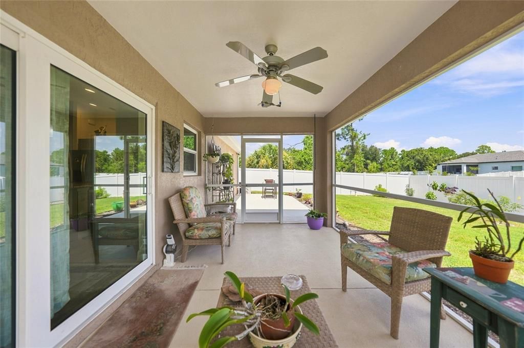 For Sale: $330,000 (3 beds, 2 baths, 1427 Square Feet)