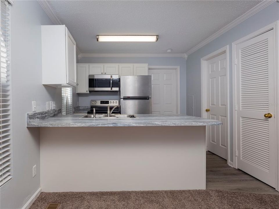 For Sale: $130,000 (2 beds, 2 baths, 800 Square Feet)
