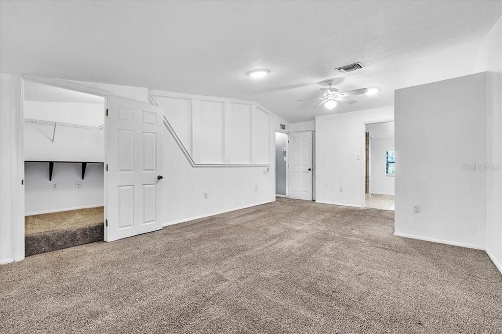 For Sale: $250,000 (4 beds, 3 baths, 1644 Square Feet)