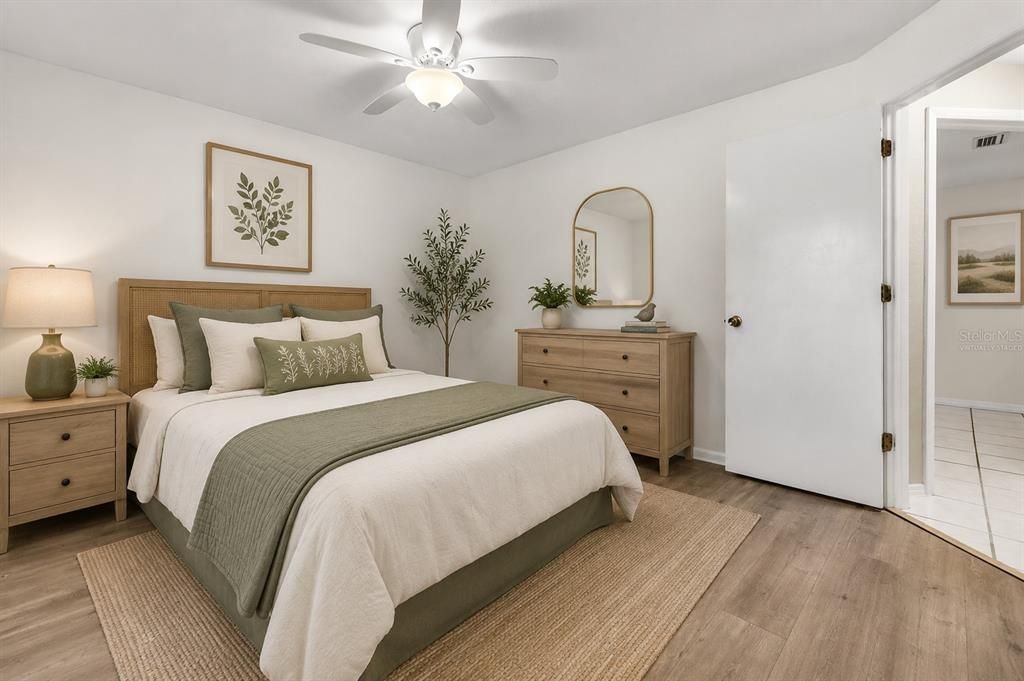 For Sale: $250,000 (4 beds, 3 baths, 1644 Square Feet)