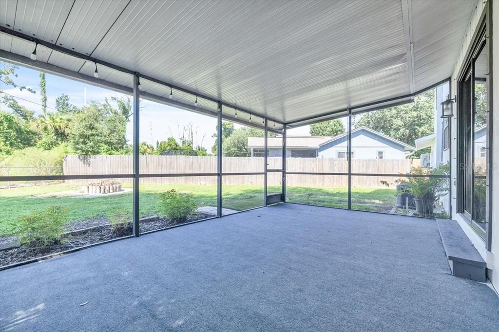 For Sale: $250,000 (4 beds, 3 baths, 1644 Square Feet)
