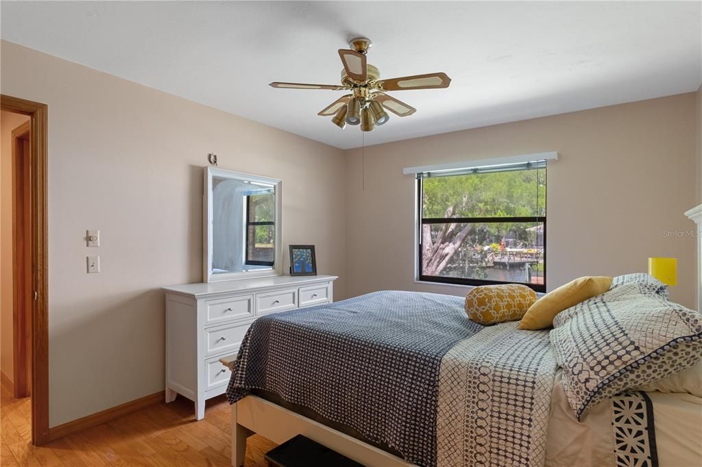 For Sale: $785,000 (4 beds, 4 baths, 2914 Square Feet)