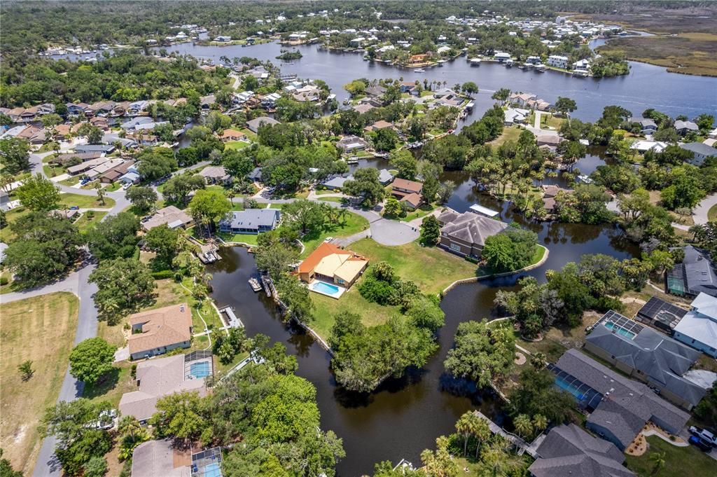 For Sale: $785,000 (4 beds, 4 baths, 2914 Square Feet)