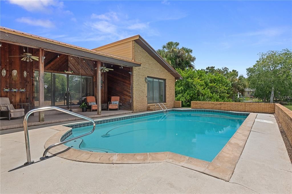 For Sale: $785,000 (4 beds, 4 baths, 2914 Square Feet)