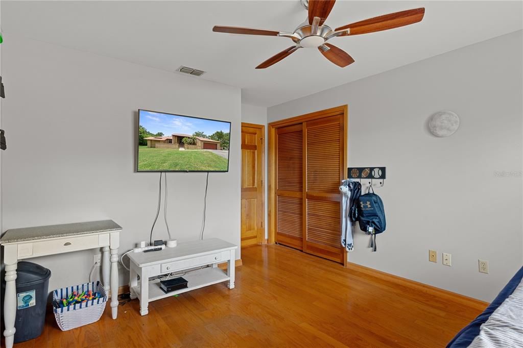 For Sale: $785,000 (4 beds, 4 baths, 2914 Square Feet)