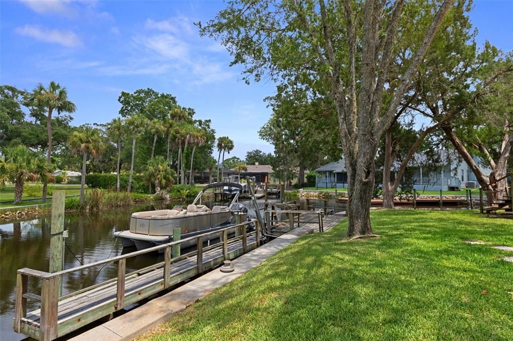 For Sale: $785,000 (4 beds, 4 baths, 2914 Square Feet)