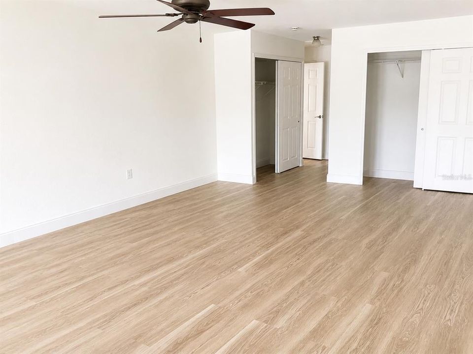 En Venta: $547,900 (2 camas, 2 baños, 1625 Pies cuadrados)
