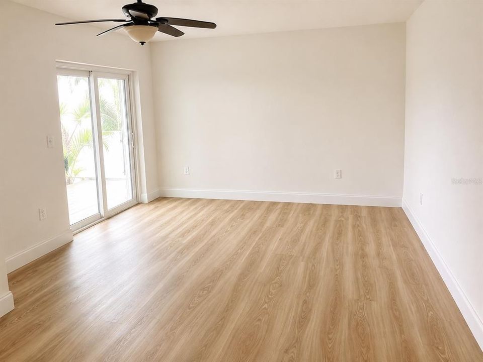 En Venta: $547,900 (2 camas, 2 baños, 1625 Pies cuadrados)