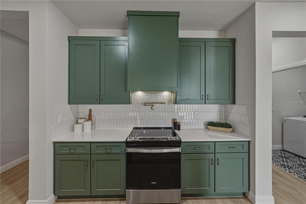 В аренду: $2,400 (3 спален, 2 ванн, 1701 Квадратных фут)