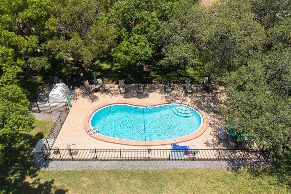 For Sale: $229,000 (2 beds, 2 baths, 1240 Square Feet)