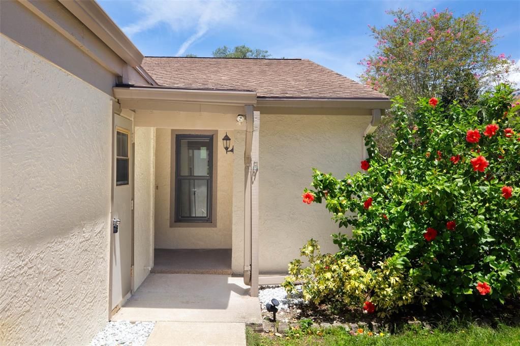 For Sale: $229,000 (2 beds, 2 baths, 1240 Square Feet)