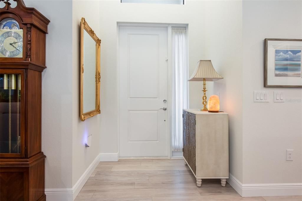 For Sale: $439,900 (3 beds, 2 baths, 1692 Square Feet)
