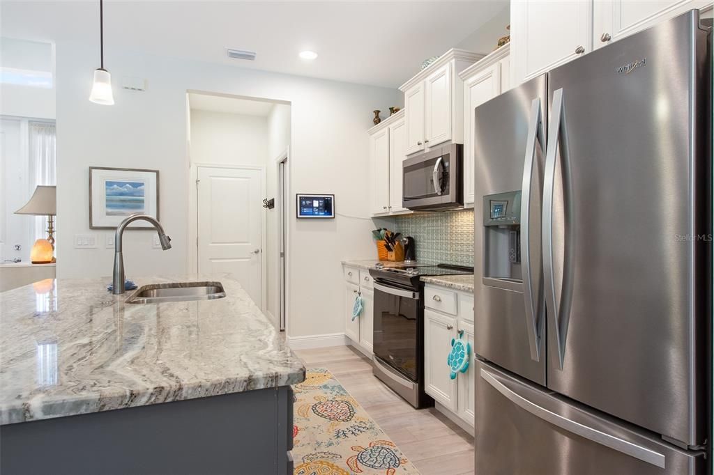 For Sale: $439,900 (3 beds, 2 baths, 1692 Square Feet)