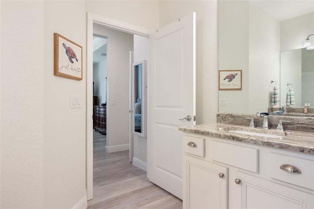 For Sale: $439,900 (3 beds, 2 baths, 1692 Square Feet)