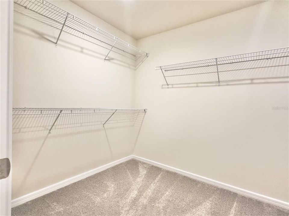 For Rent: $2,900 (4 beds, 3 baths, 2208 Square Feet)