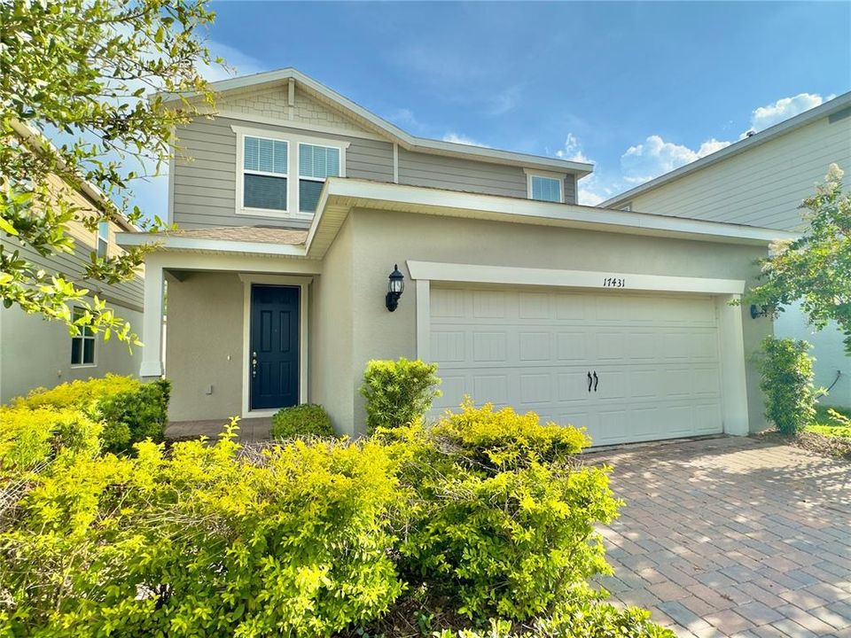 For Rent: $2,900 (4 beds, 3 baths, 2208 Square Feet)