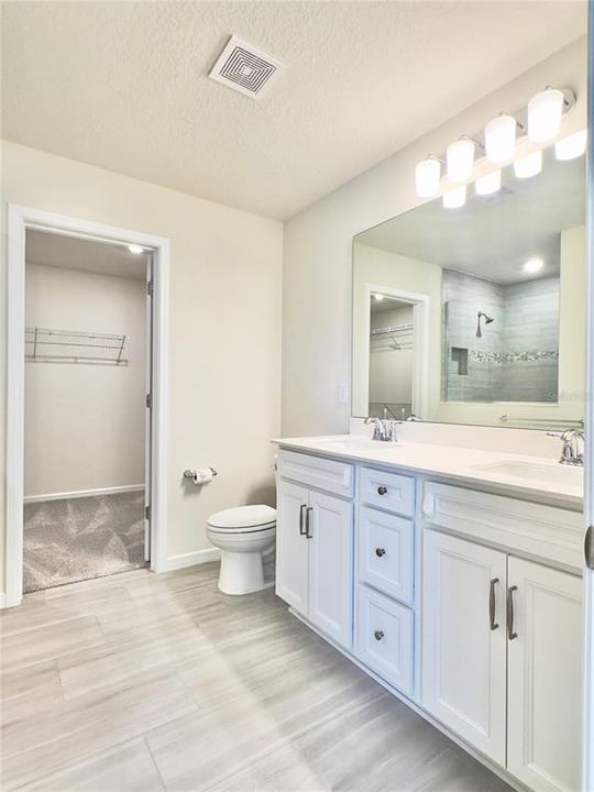 For Rent: $2,900 (4 beds, 3 baths, 2208 Square Feet)