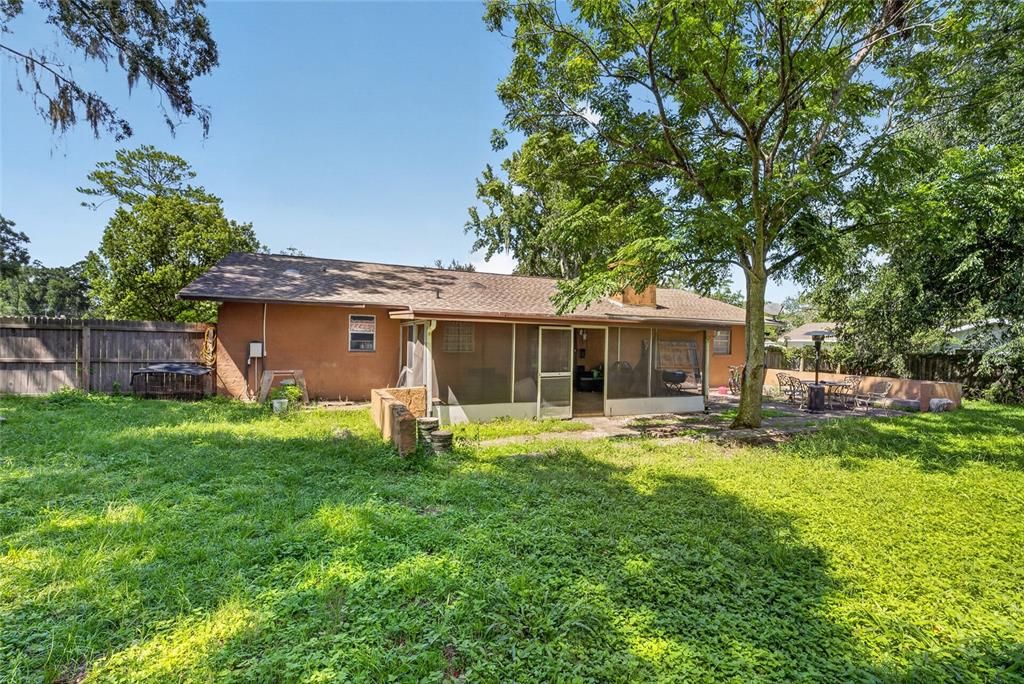 For Sale: $249,900 (3 beds, 2 baths, 1920 Square Feet)