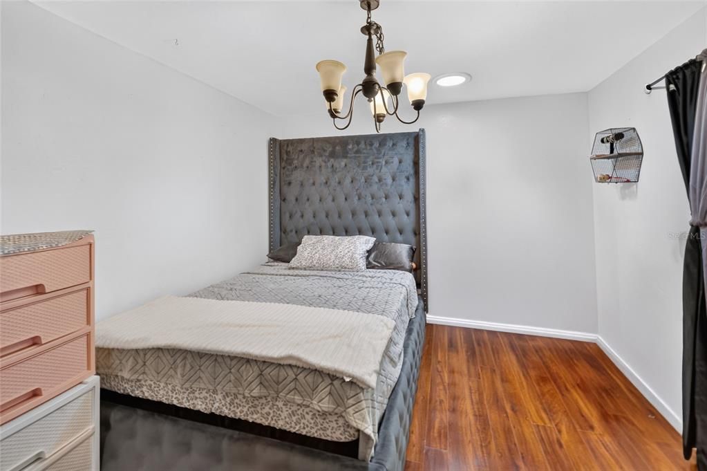 For Sale: $249,900 (3 beds, 2 baths, 1920 Square Feet)