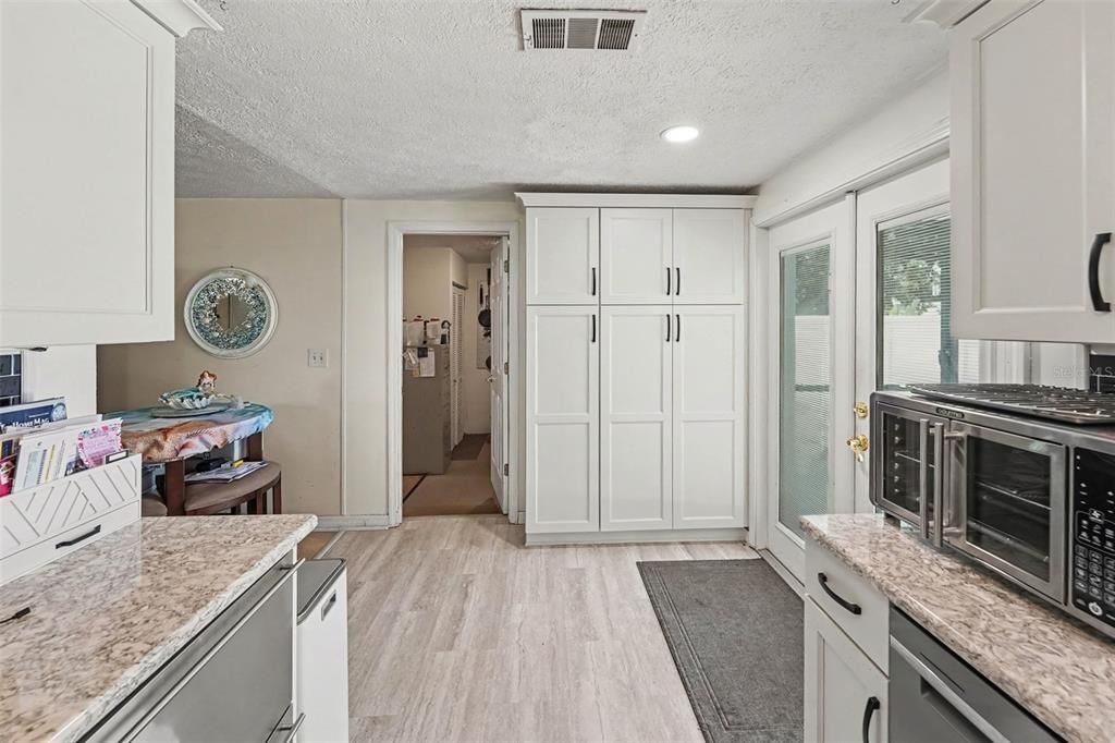 En Venta: $325,000 (2 camas, 1 baños, 1056 Pies cuadrados)