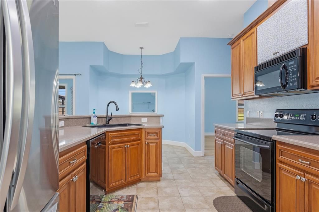 En Venta: $440,000 (4 camas, 3 baños, 2308 Pies cuadrados)