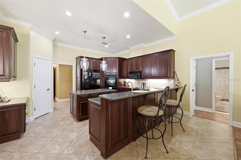 For Sale: $769,000 (4 beds, 3 baths, 3450 Square Feet)