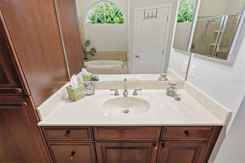 For Sale: $769,000 (4 beds, 3 baths, 3450 Square Feet)