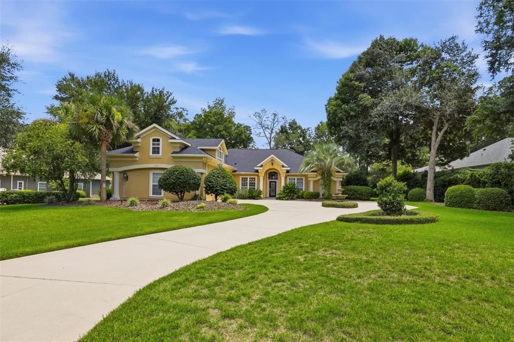 For Sale: $769,000 (4 beds, 3 baths, 3450 Square Feet)