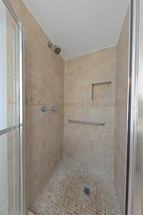 En Venta: $229,900 (2 camas, 2 baños, 1440 Pies cuadrados)