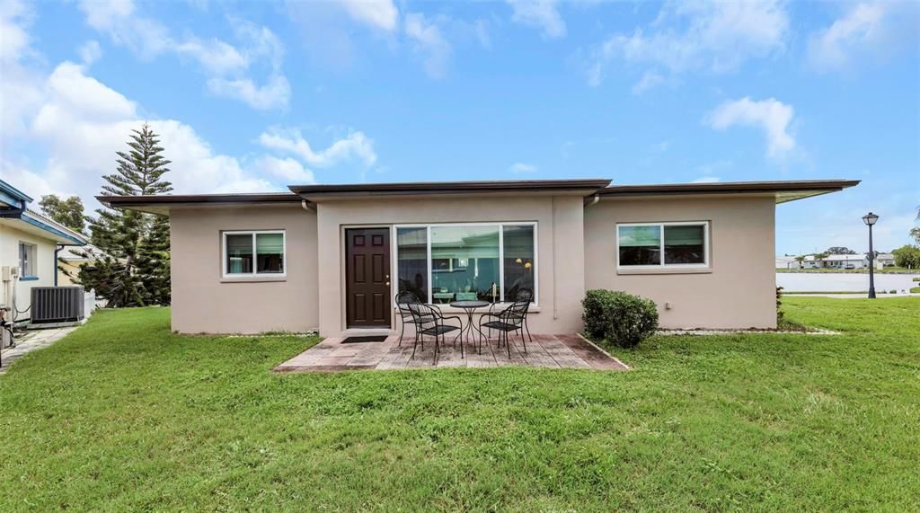 En Venta: $229,900 (2 camas, 2 baños, 1440 Pies cuadrados)